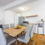 In 45273 Apartment *