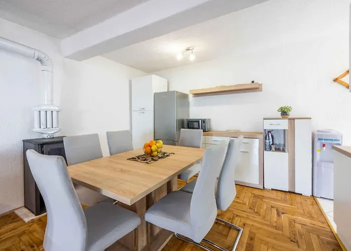 In 45273 Apartamento *